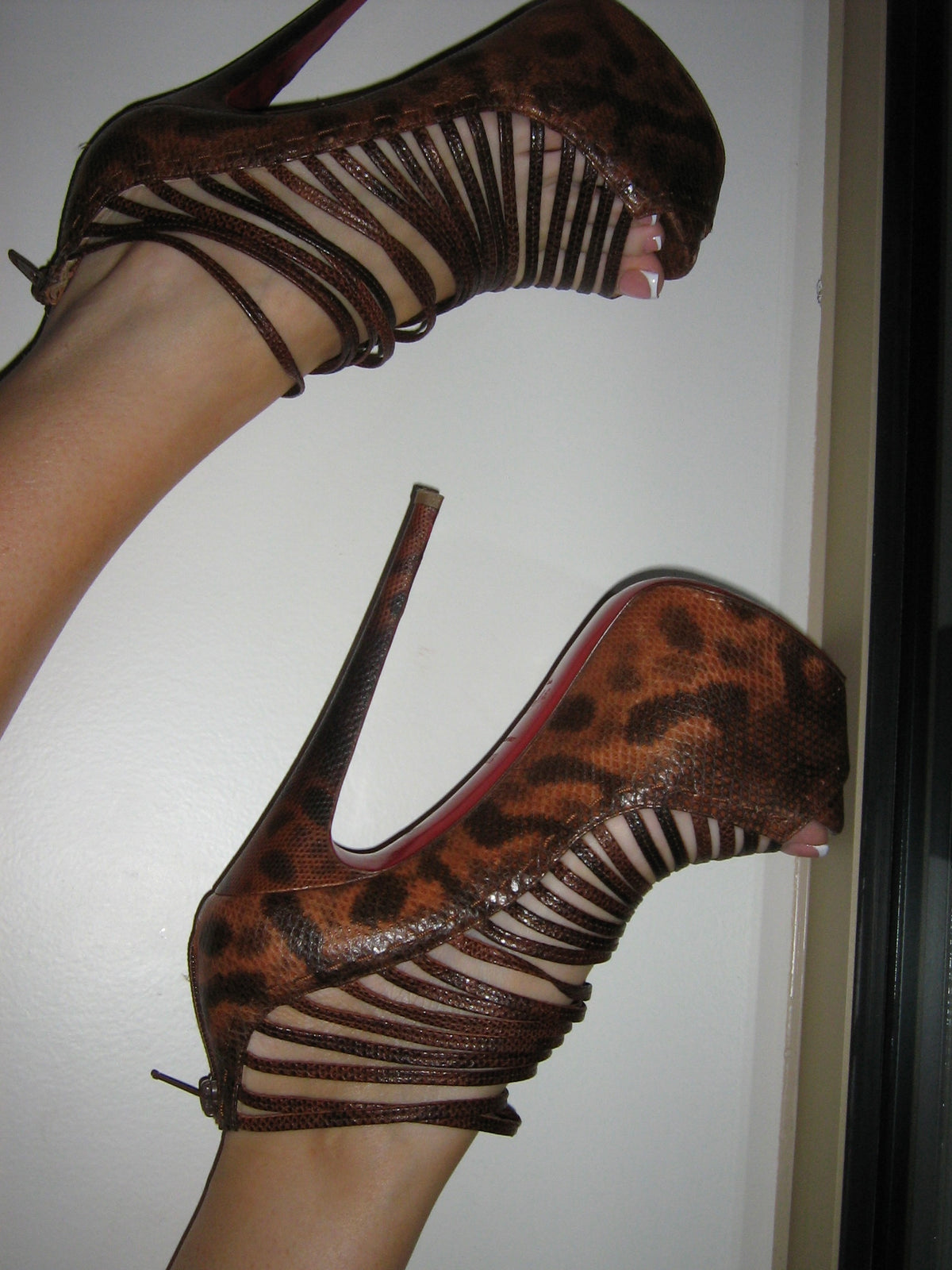 Chrstian Louboutin Zoulou