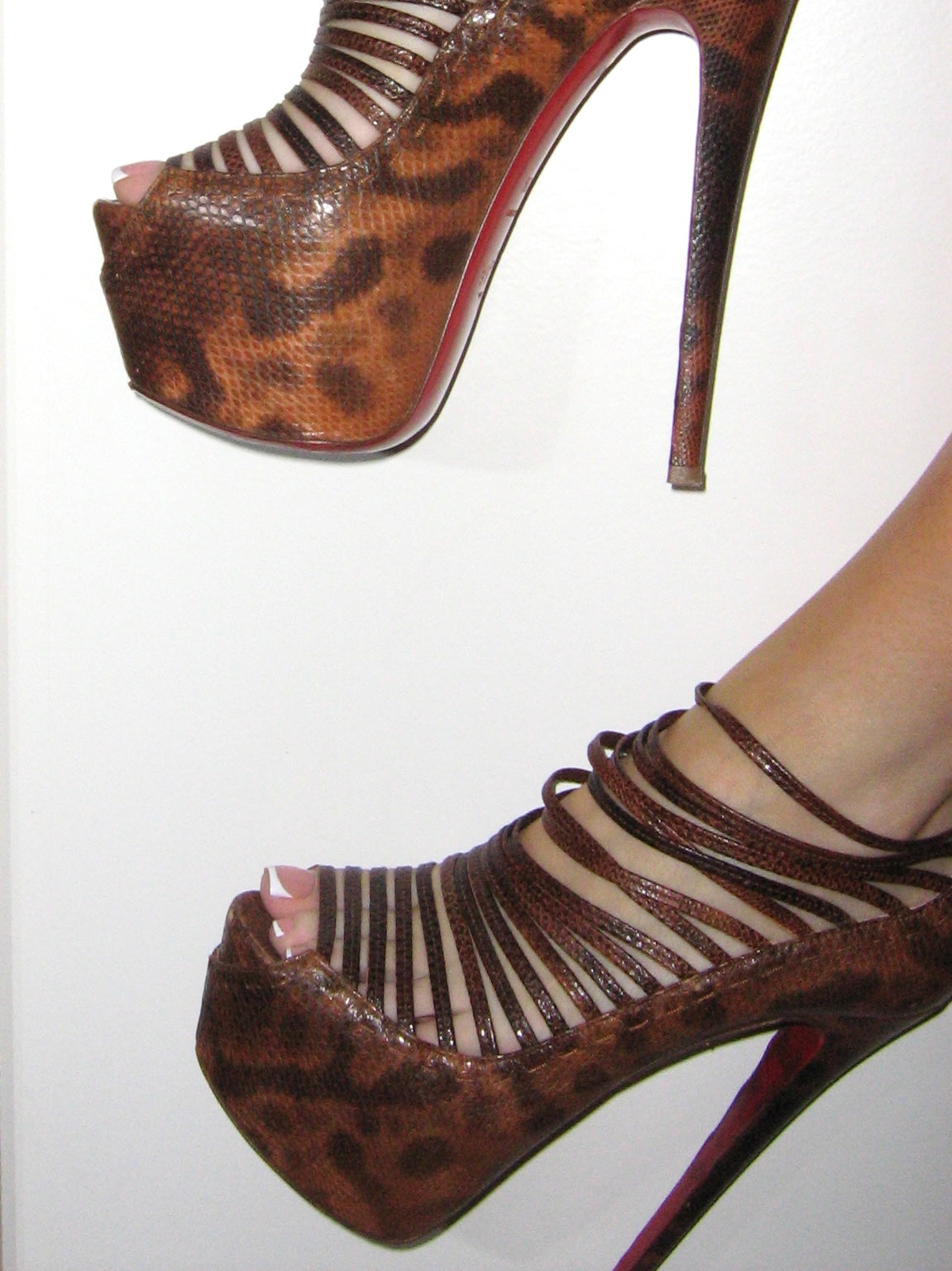 Chrstian Louboutin Zoulou