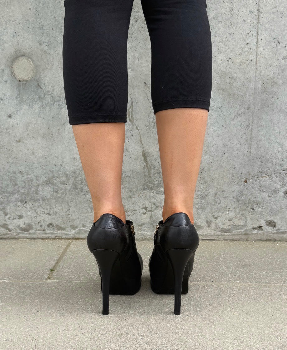 Fendi FF Black Leather Stiletto Ankle Boots